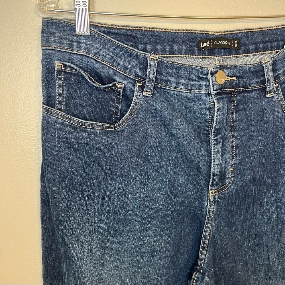 Y2K Lee Classic Fit 1889 High Rise Straight Leg Blue Wash Denim Jeans Size 14 - Picture 2 of 9